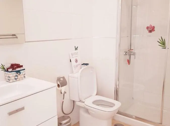 Paradise Club L28 & L29 * 卡门港