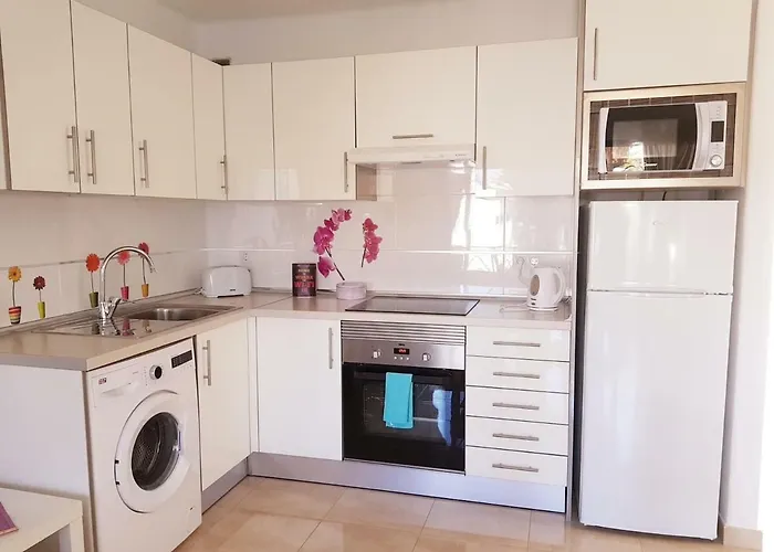 Paradise Club L28 & L29 * 卡门港